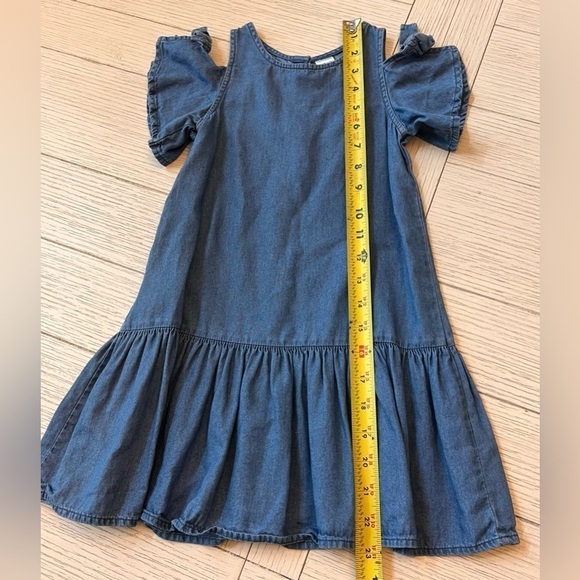 Carters girls 4T denim open shoulder dress w/ ruffle‎ bottom. - Picture 4 of 7